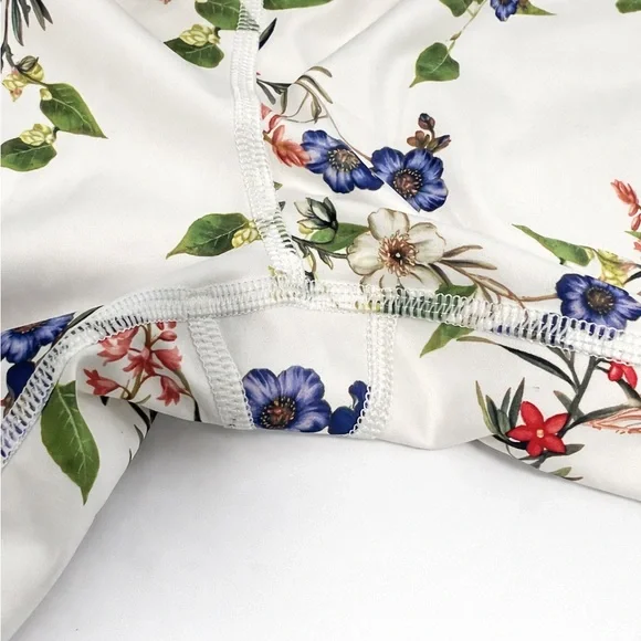 Athleta floral leggings medium pockets NWOT - Picture 4 of 7